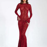 Robe rouge transparente face