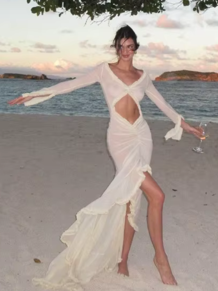 Robe transparente beige