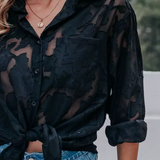 Chemise en dentelle noire transparente