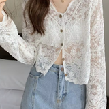 Chemise en dentelle transparente pour femme