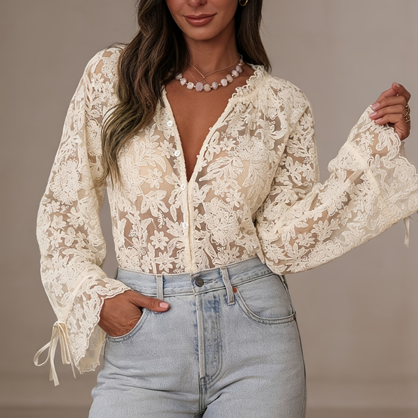 Chemise dentelle transparente