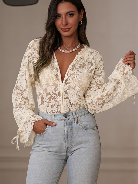 Chemise dentelle transparente