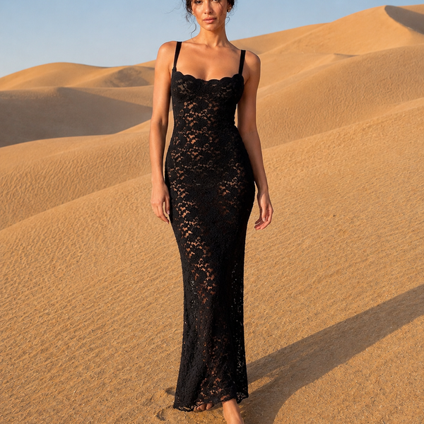 Robe dentelle transparente