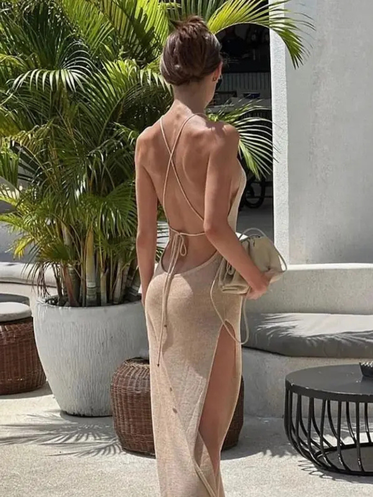 Robe_moulante_transparente_dos