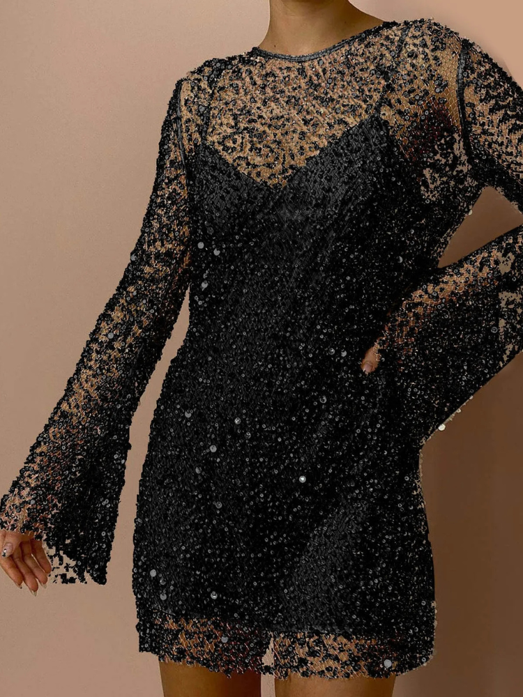 Robe à paillettes transparentes