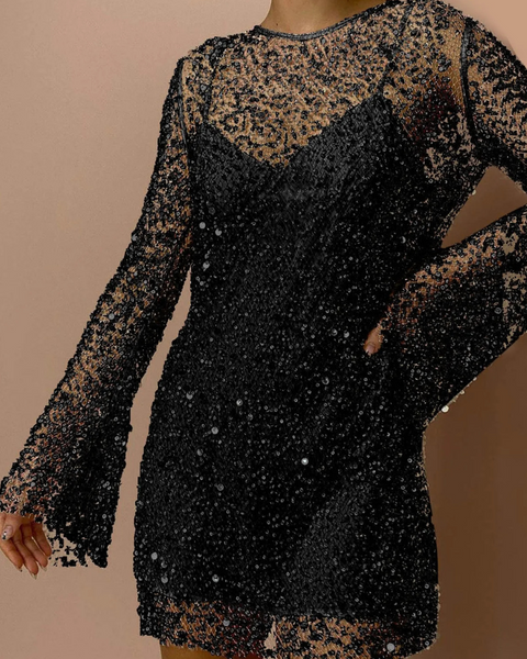 Robe à paillettes transparentes