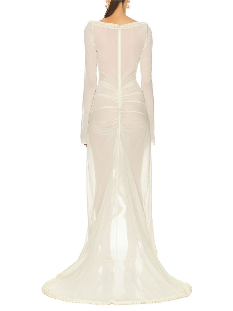 Robe transparente beige